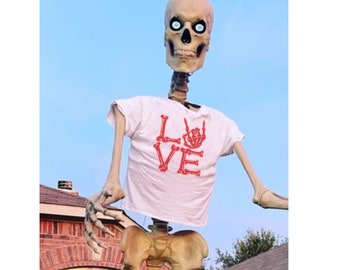 12 foot Skeleton Valentine's day Love shirt - clothes for the 12ft Home Depot skelly skully valentines day costume tee shirt