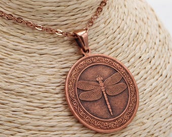 Dragonfly Pure Copper Pendant Necklace — Hand-Engraved Round Medallion with Chain, Gift-Boxed