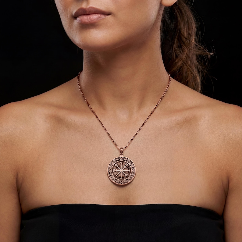 Vegvisir-hängehalsband i ren koppar – handgraverad vikingakompass, presentask bild 2