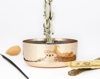 Quemador de incienso de cobre martillado para meditación Coho con arena especial