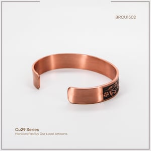 Armband med blommor i ren koppar — Handgjort, justerbart blommönster, presentask | acycraft bild 4