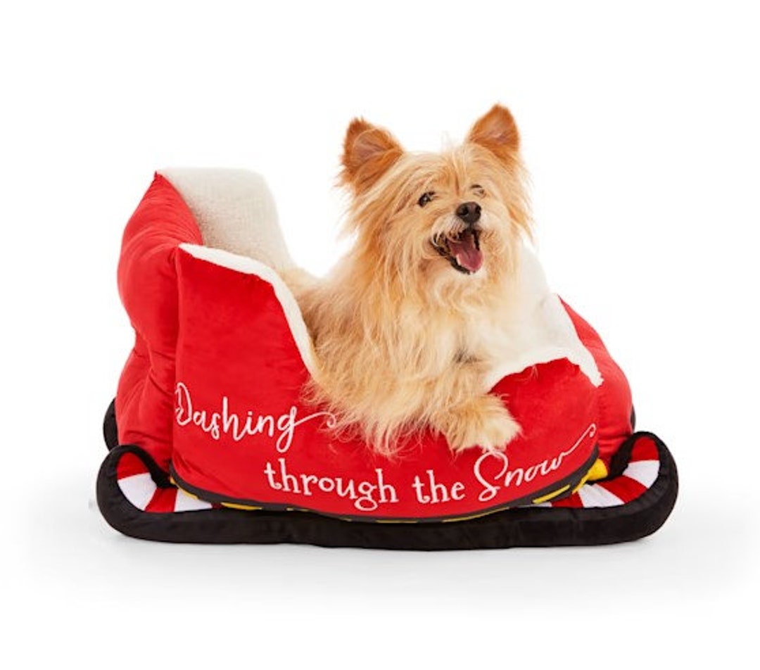 SAME DAY SHIP Christmas Dog Bed Dashing Through the Snow Red Sleigh Dog