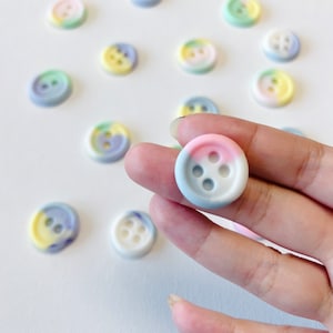 Buttons Cupcake Toppers Fondant Cake design | edible Cupcake Toppers |  Birthday Themed Cake Decoration