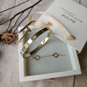 Van Cleef Bracelet Box - Etsy