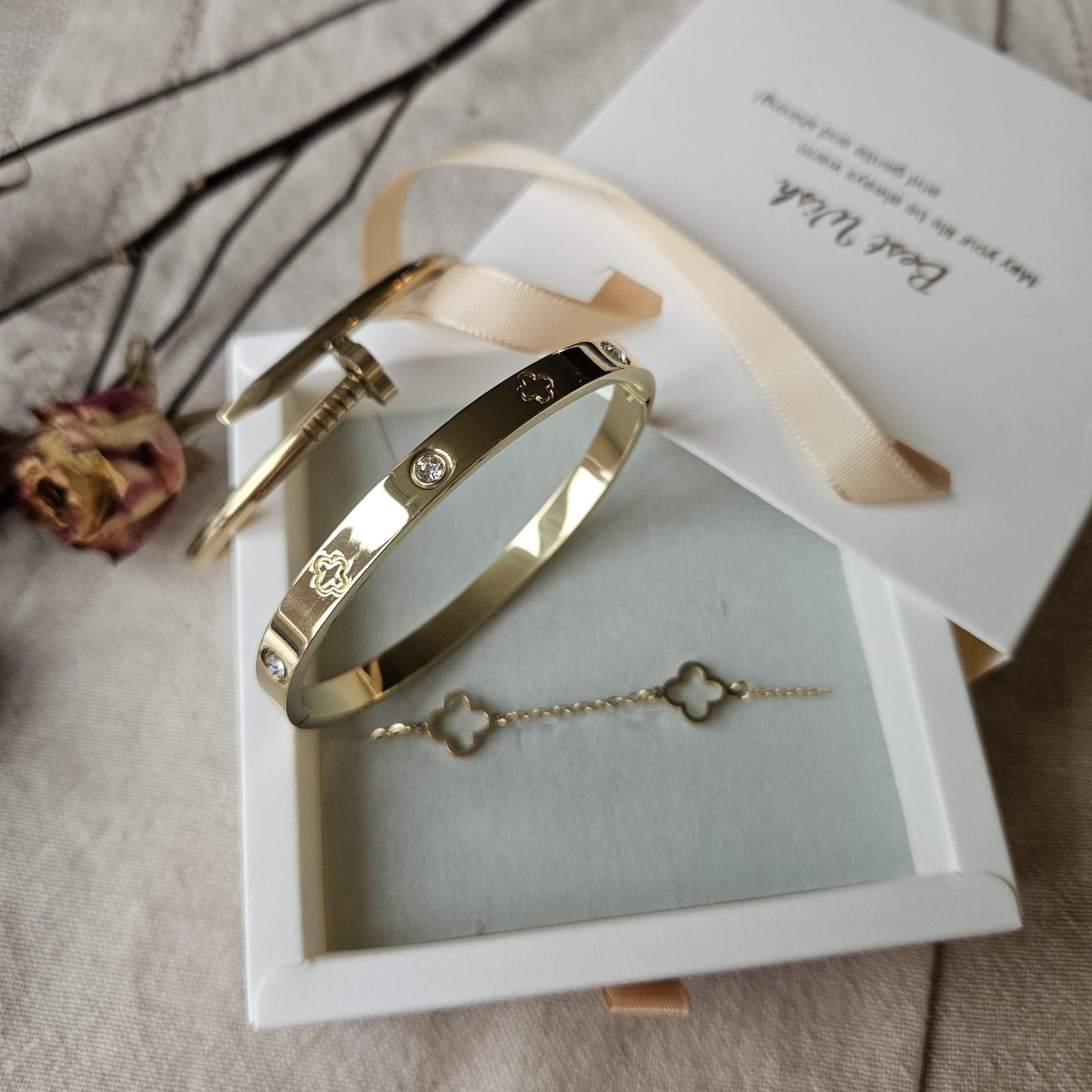 Van cleef clover bracelet - Etsy 日本