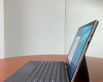 Foto do laptop Microsoft Surface Pro