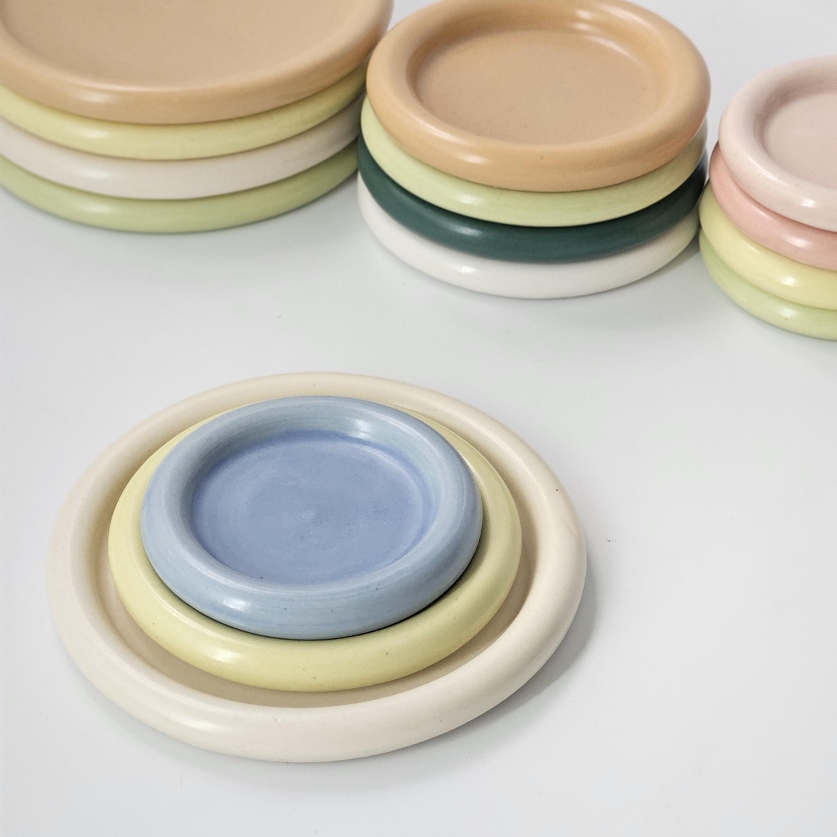 Handmade Colorful Ceramic Bubble Dish (6" Cement Blue)