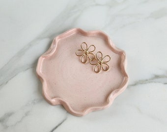 Wavy Stoneware Dish - Speckle Pink Handmade Jewellery Dish | Pink Home Décor | Wavy Irregular Jewellery Dish