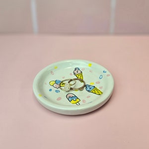 Icecream Ring Dish | Trinket Dish | Handmade Pottery | Jewellery Dish