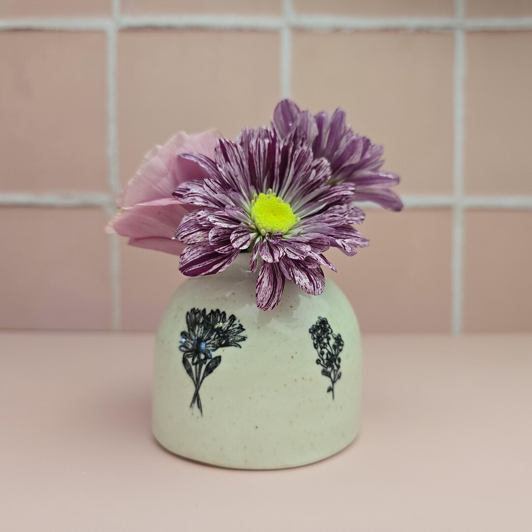 Handmade Floral Ceramic Vase, White Speckled Stoneware Flower Vase ...