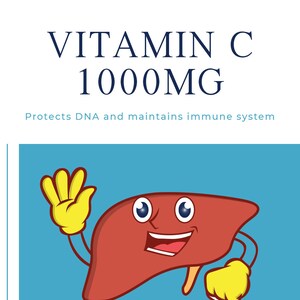 Op de afbeelding: Vitamine C 1000mg supplement. Het etiket toont een cartoon lever karakter met gele handschoenen, tegen een blauwe achtergrond. De tekst bevat "Beschermt DNA en onderhoudt het immuunsysteem" en "120 tabletten".