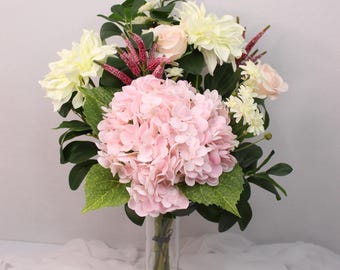 Bouquet di rose rosa chiaro e ortensie – Composizione di fiori artificiali realistici, regalo floreale fatto a mano, arredamento per la casa e l'ufficio, gamma 88