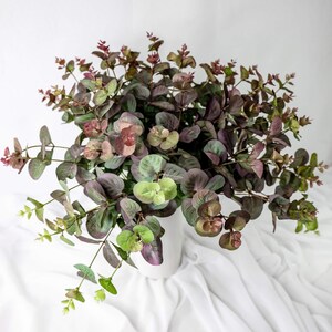 Burgundy Felt Gum -(6 Pack)  Realistic Artificial Flowers and Greenery