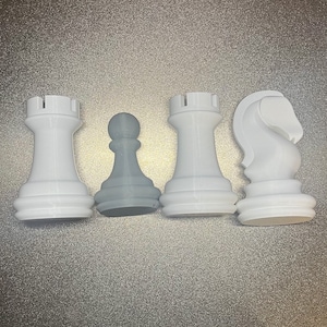 OVERSIZED Chess Pieces