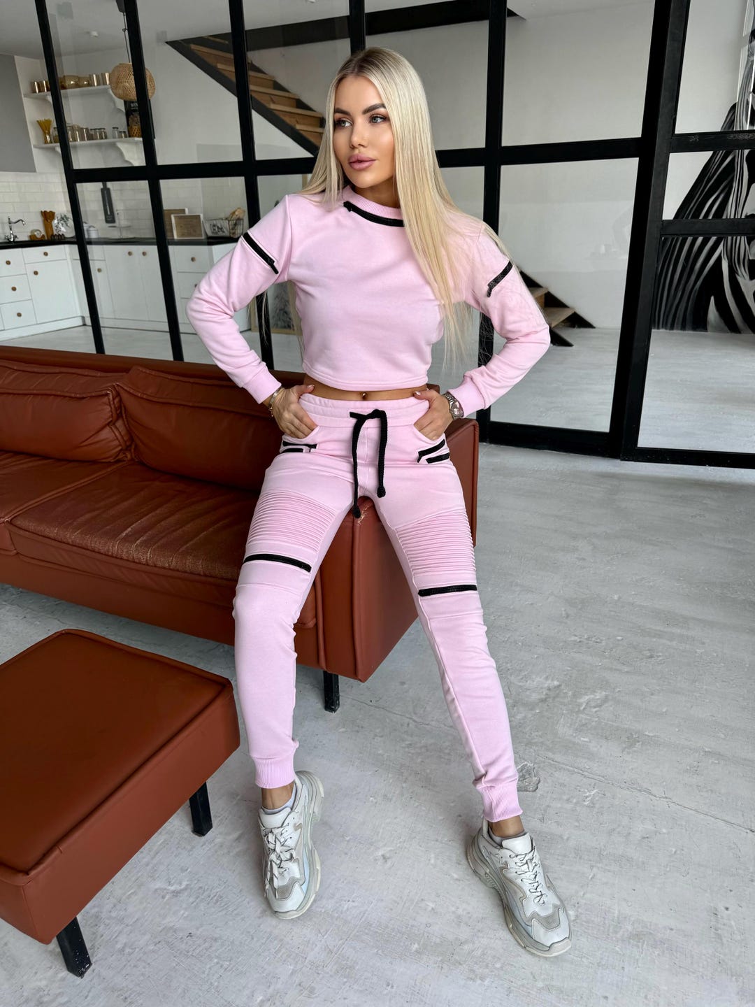 Survêtement Femme 2 Pièces Graffiti – Sweat à Capuche + Jogging Imprimé Streetwear Ultra Confort
