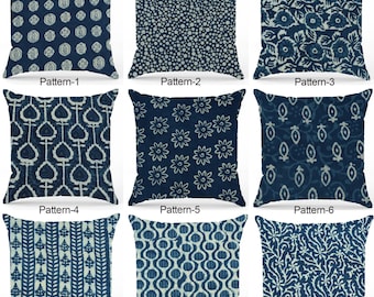 Capa de almofada em algodão com estampa manual em bloco, estilo boho índigo Dabu, com zíper em ambos os lados.