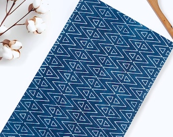 Tela de algodón con estampado de bloques azul índigo cortada a medida: confección geométrica y acolchado