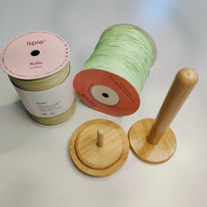 portafilato in legno, fuso per filato, alternativa alla ciotola per filato, portafilato per uncinetto, strumento per lavorare a maglia, organizzatore per filato, portafilato liscio