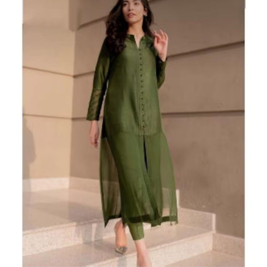 Jacquard Silk Adorning Green Pakistani Style Pant Suit main image 1