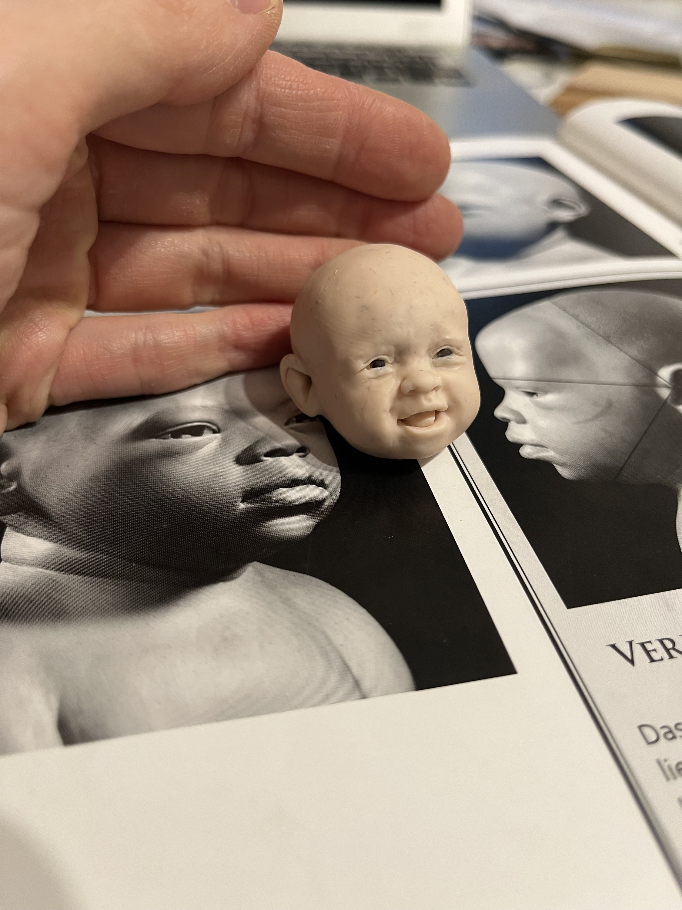 Tutorial for Sculpting a Child From Polymer Clay in 16 Scale Englisch