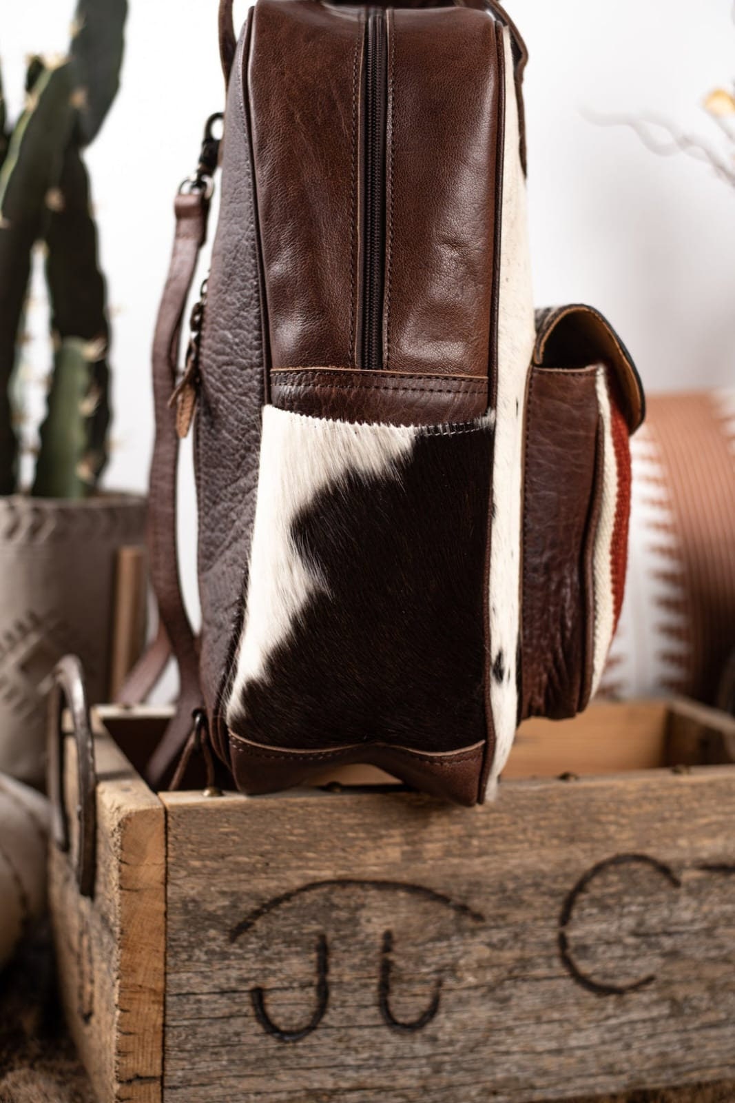 Cow Leather Handbag and Soft Leather Backpack? Amazon.com: Cowhide Hair Print Diaper Backpack Rucksack  main image 4