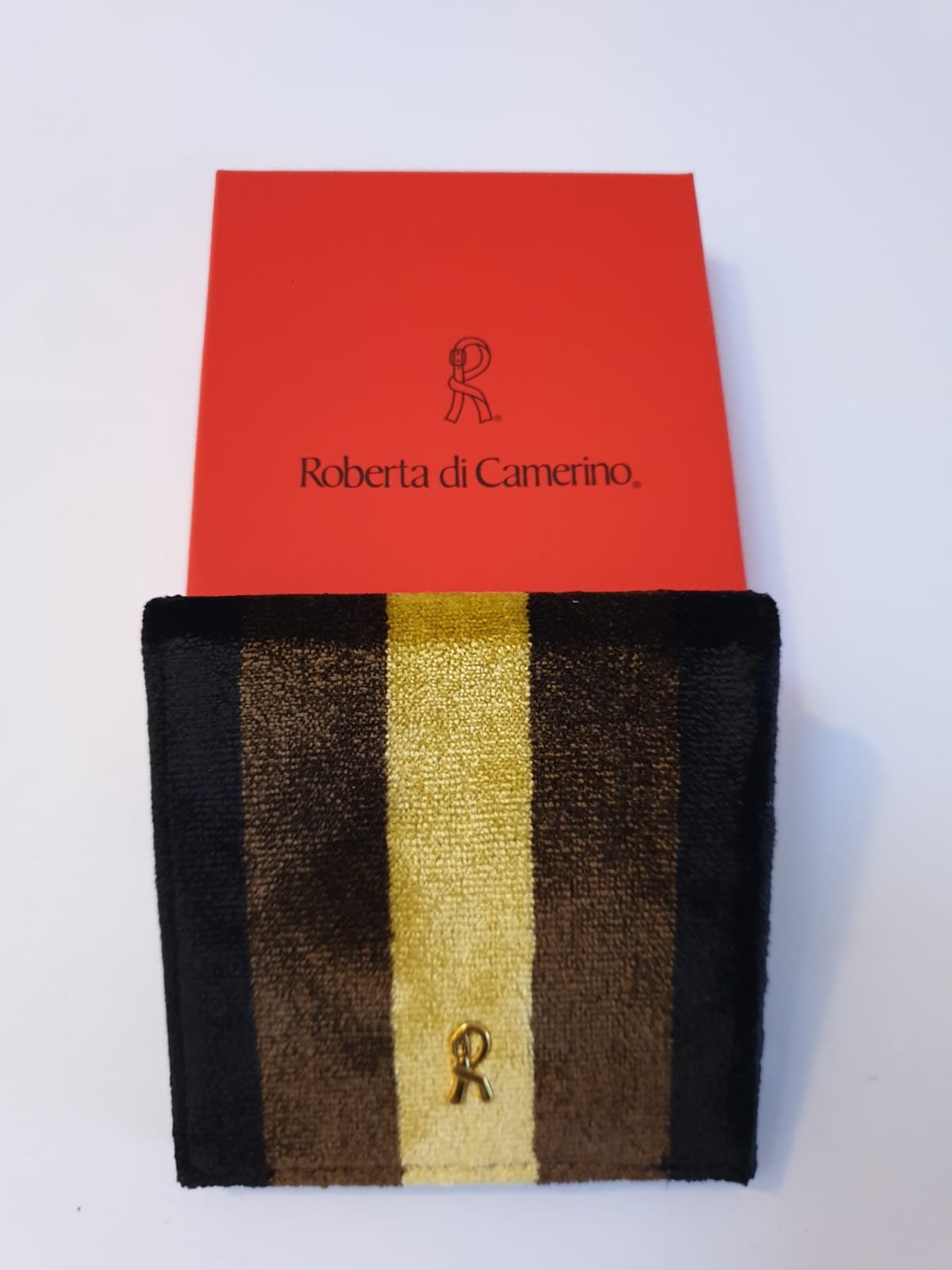 ROBERTA DI CAMERINO 【ロベルタ】新色登場◇Rマークが音楽に