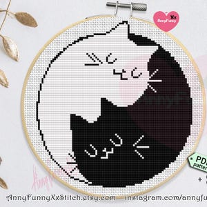 Schwarz weiße Katzen Kreuzstich Stickmuster PDF Yin Yang Katze Liebhaber Geschenk Niedliche Katzen Süße Kätzchen Einzigartiges Kawaii ästhetisches Geschenk einfach für Anfänger