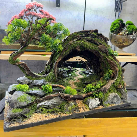 Natural Driftwood Aquascape: Aquarium Decor with Artificial Plants