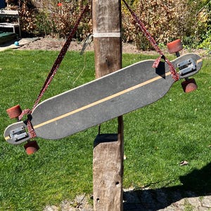 Carrying strap for balance bikes, skateboards, scooters, roller skates or yoga mat, carrying strap for boards