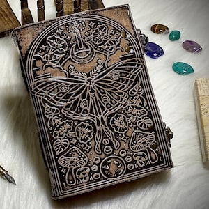Luna Moth Leather Grimoire – Blank Book of Shadows, Handmade Witchcraft Spellbook Journal, Celestial Pagan Gift for Her Him