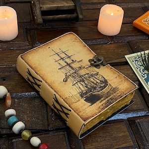 Quaderno con barca a vela, libro delle ombre, diario in vera pelle, regalo per donne e uomini, fatto a mano, 200 fogli di carta con bordo frastagliato.