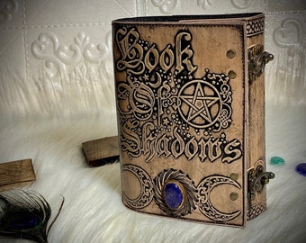 Book of Shadows Handmade Leather Journal Grimoire Journal Vintage spell Book Journal with Deckle Edge Paper Gifts for Men and Women Size 7x5