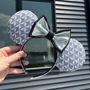 Spaceship Earth Ears, Minnie Ears, Mickey Ears, Epcot, Disney World, Disneyland, Golf Ball, Mouse Ears, Ride Ears, Geometric, Gray, Silver