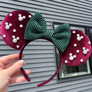 Holiday Velvet Ears, Minnie Ears, Mickey Ears, Christmas, Winter, Pearls, Disney World, Disneyland, Mouse Ears, Satin, Minnie Mouse, Xmas