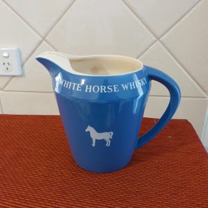 【希少】Wade Regicor ノベルティ White Horse White Horse Whiskey Blue & White Pitcher 5