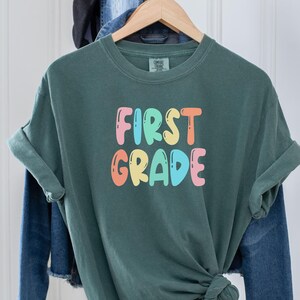 Comfort Colors First Grade Teacher T-Shirt: Soft & Cozy, Vintage Style