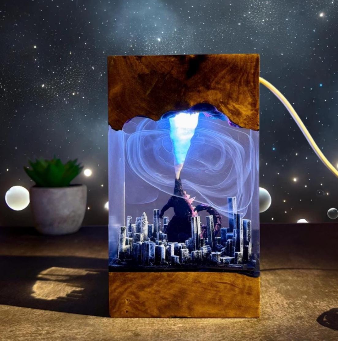 Godzilla night lamp - Etsy 日本