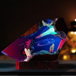 Lampada epossidica luminosa Monster Glowing Light, lampada in resina Godzilla LED Diorama, regalo unico per la casa, lampada decorativa per sala giochi, regalo personalizzato per la festa del papà