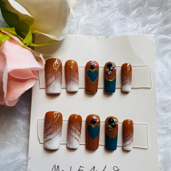 Brown/white/Gradient/gold line /heart/square/medium/press on nails