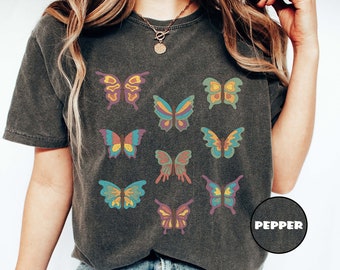 Comfort Colors® Butterfly T-shirt, Vintage Butterflies Shirt, Boho Moth Outfit, Cottagecore Women Tee, Aesthetic Butterfly Clothing Gifts