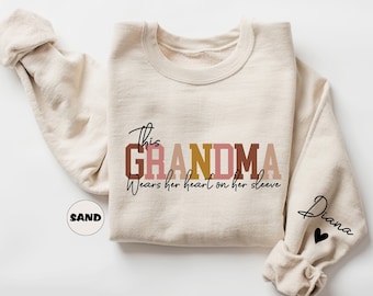 Sweat-shirt personnalisé Cette grand-mère porte son coeur sur la manche, sweat à capuche Mimi personnalisé avec les noms des petits-enfants, tenue de mamie, cadeau de fête des mères