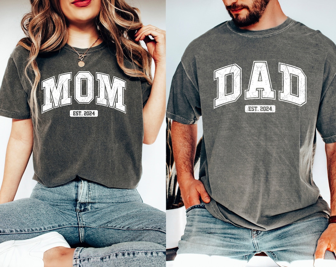 Custom Comfort Colors® Mom and Dad Shirts, Pregnancy Announcement T ...