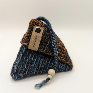 Hand Crochet Merino Wool Pyramid Pouch with Wooden Beads