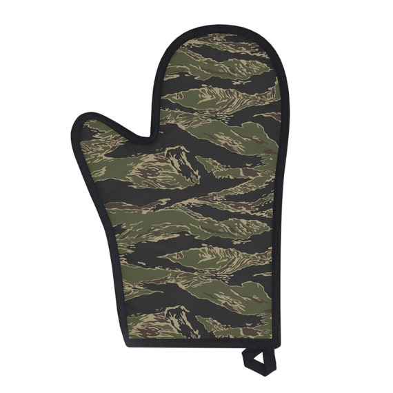 Hunting Camo Grilling Apron Oven Mitt Camouflage BBQ Glove Outdoor Barbecue Set Hunting Camo Grilling Apron Oven Mitt Camouflage BBQ Glove Outdoor Barbecue Set