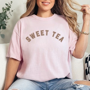 Sweet Tea Collegiate Comfort Colors Graphic Tee, Funny Southern Shirt, Unisex Country Southerner Tshirt, Tea Lover Gift, Funny South Gift