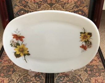 Pyrex ‘Autumn Glory’ Flowers Oval Steak Dinner Plate Vintage Retro 1960s Steak dinner plate pyrex kitchenalia