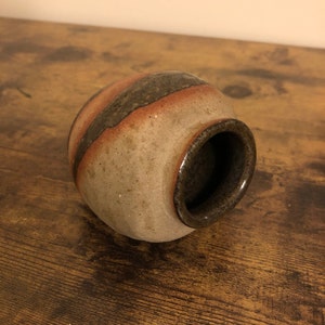 Graham Fern Salt Pig, Porthleven Pottery, soda fired contrasting textures, 7cm tall on side