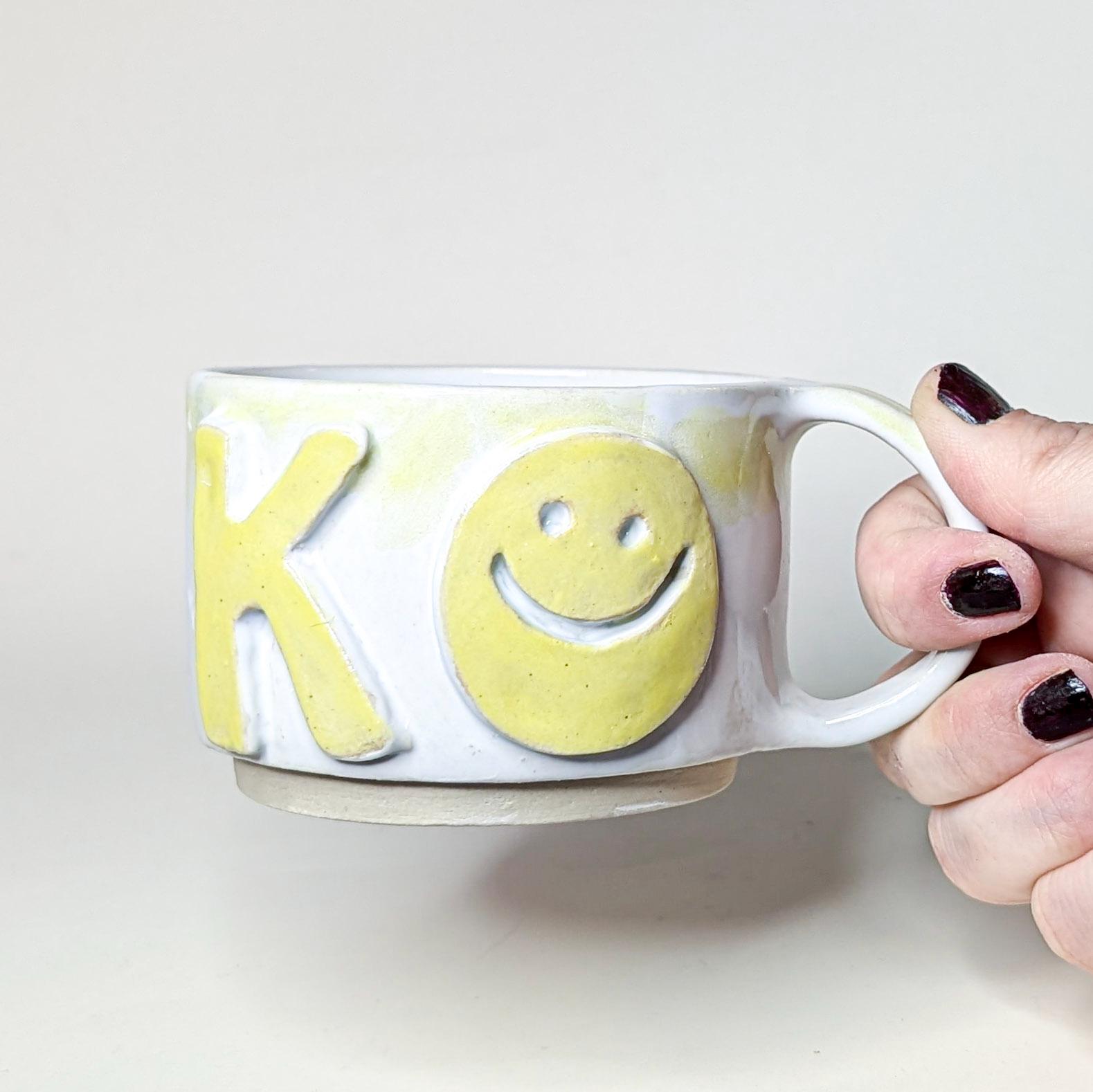 Taza de cerámica KO o OK con emoticon, 200 ml; taza de café con mensaje divertido; taza con asa para la oficina; regalo para colegas