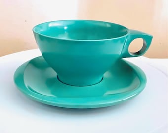 Juego de taza y platillo de té vintage Boontonware color turquesa, estilo moderno de mediados de siglo, fabricado en melamina (EE. UU.).