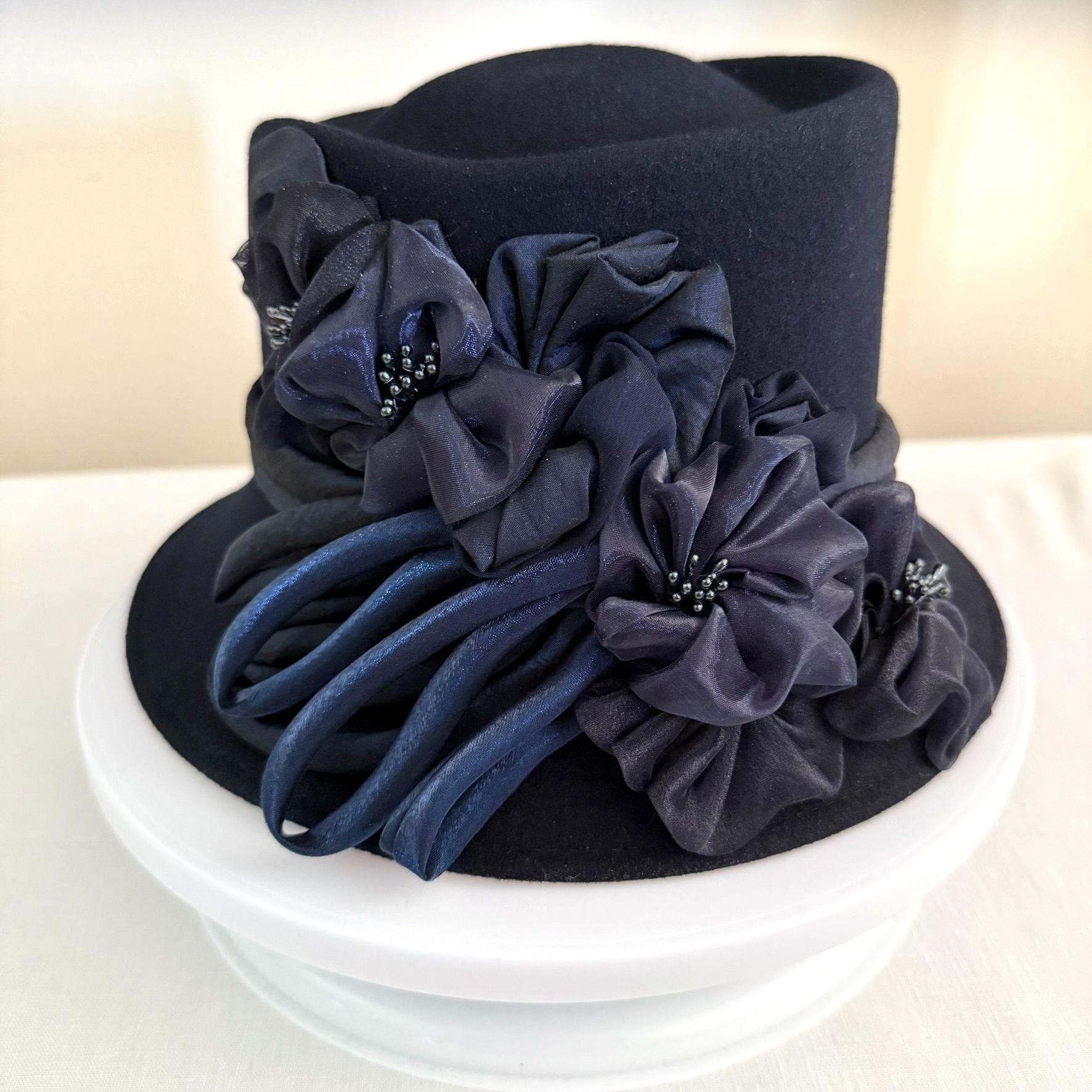 ISABELLE RECANATI VINTAGE HAT Isabelle Recanati Hat White with Rose Detail Made In Israel  main image 2